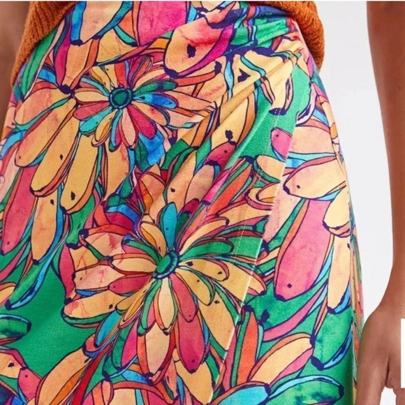 FARM Rio Getaway Faux Wrap Midi Skirt Size Small - Picture 2 of 13